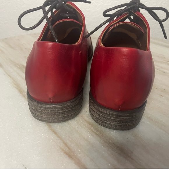 Miz Mooz Loafer red “Letty” Sz 7 Leather Shoes with heel - Picture 4 of 9